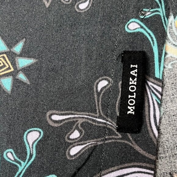 Molokai Surf Men's Medium  Wild Flower Button-Down Gray Floral Rayon Pocket - Picture 14 of 16